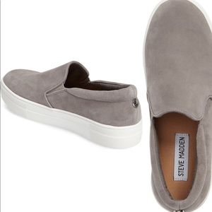 Steve Madden Gills Slip on Sneakers